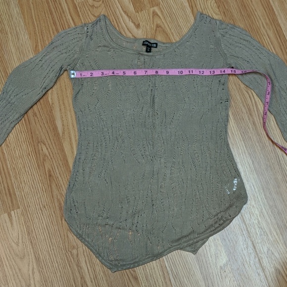 Express Sweater Size SP - Picture 4 of 5